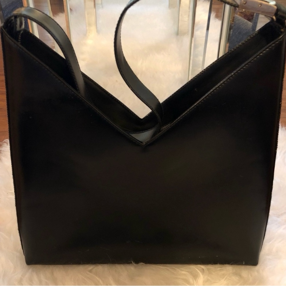 Salvatore Ferragamo Black Leather Purse Handbag 💯Authentic - Rare